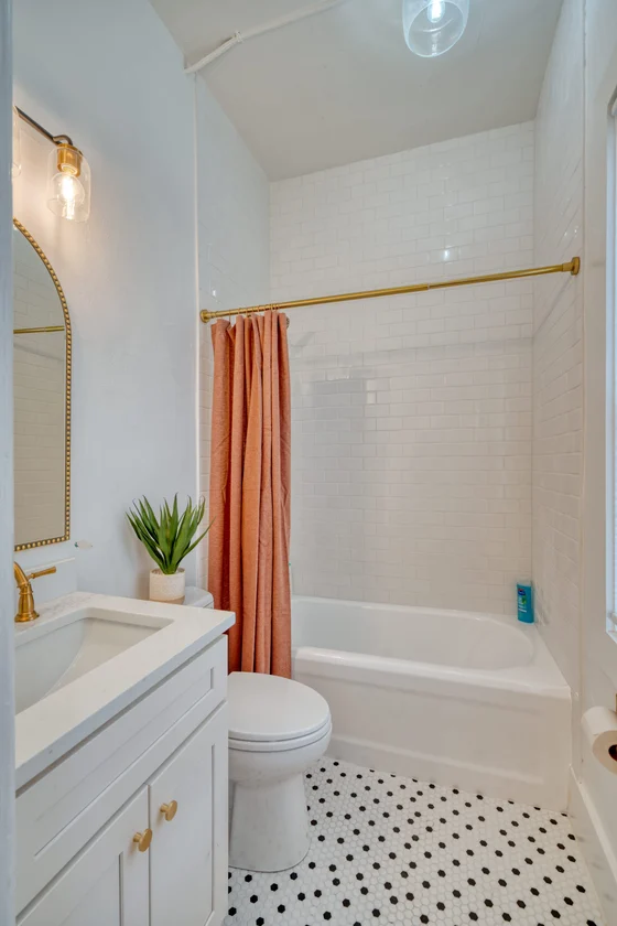 Bathroom 1 - Image 1