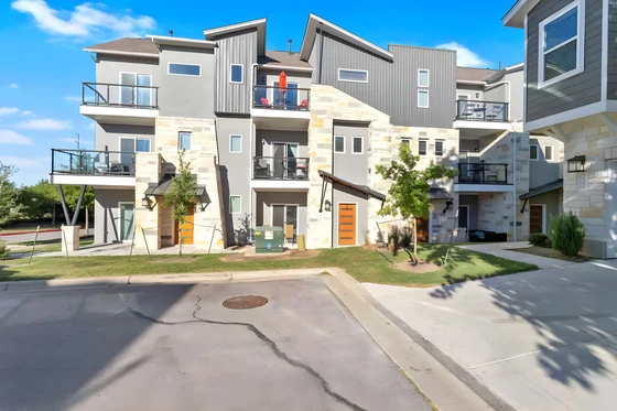 Cover photos - Image 3